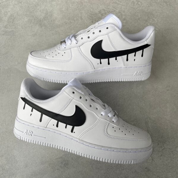 Custom AIR FORCE 1 - Dripping swoosh (black)