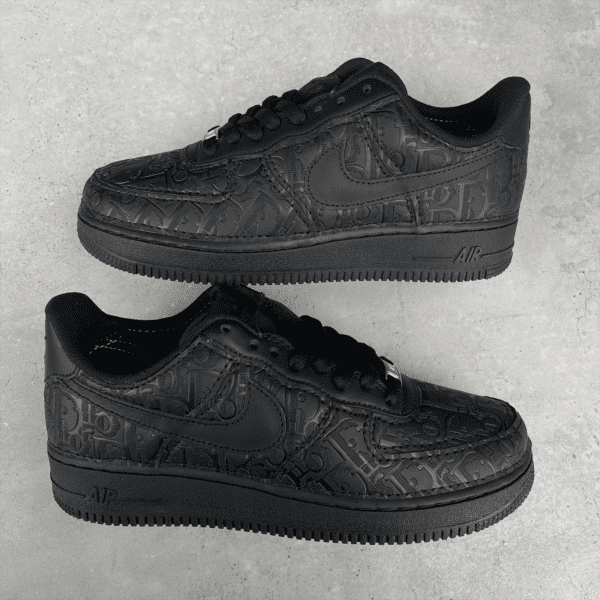 Custom AIR FORCE 1 black - Full black Christian D (leather)