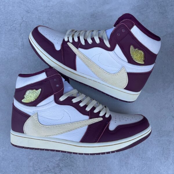 Custom JORDAN 1 high bordeaux - Reverse swoosh (cactus jack inspired)