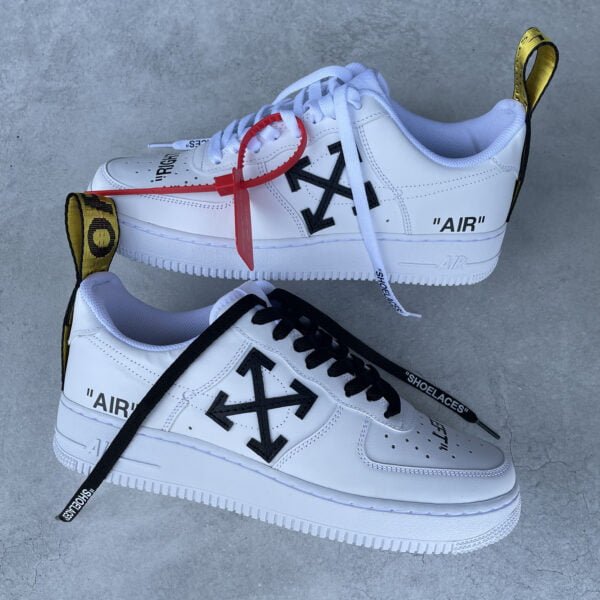 Custom AIR FORCE 1 - OFF WHITE (extra belt on back)